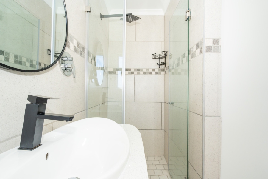 3 Bedroom Property for Sale in Paradise Beach Western Cape